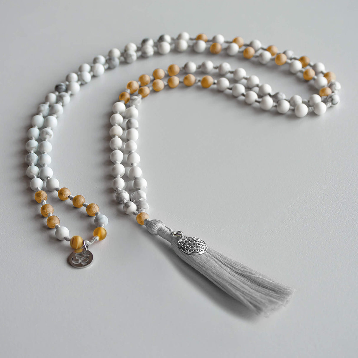 Mala Howlith (Länge: ca. 50 cm) - YOGISHOP