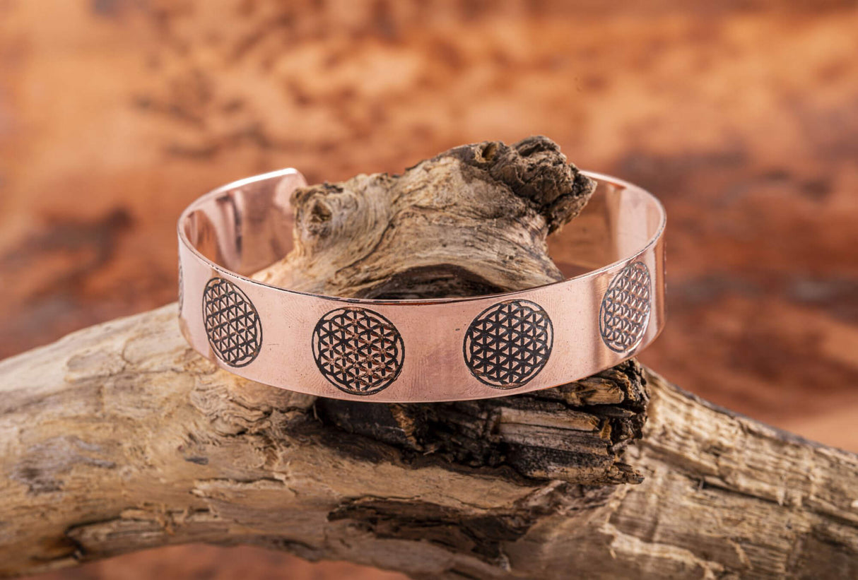 Kupferarmreif mit Blume des Lebens - YOGISHOP
