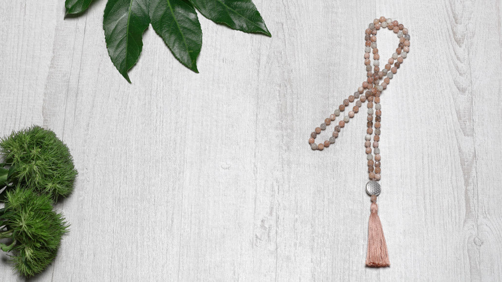 Mala Mondstein multicolor, 6 mm, Blume des Lebens 925er Silber - YOGISHOP