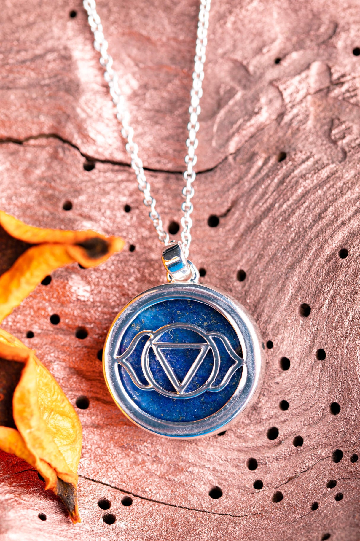 Stirn-Chakra Anhänger mit Lapislazuli und Kette - YOGISHOP