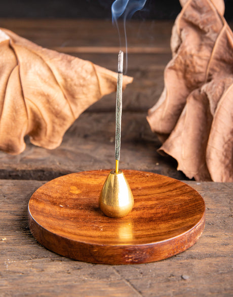 Messinghalter mit Holzschale - Noblesse