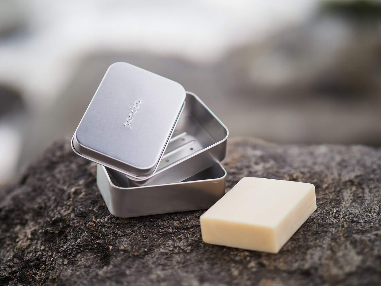 Seifendose aus Aluminium mit Abtropfgitter - YOGISHOP